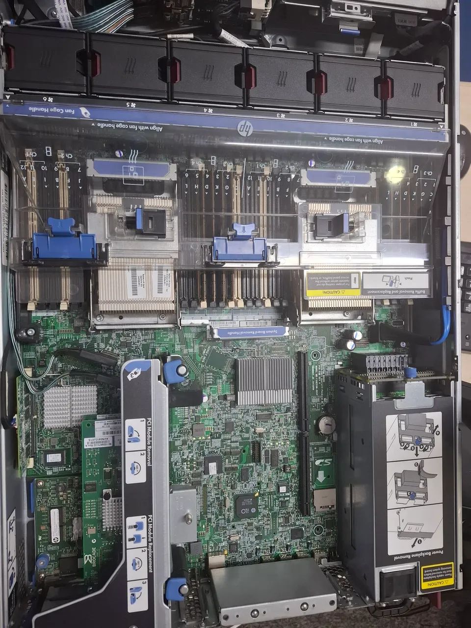 HPE DL380p Gen8, 2 Xeon Octacore, 64Gb RAM, 2 fontes. - Foto 5