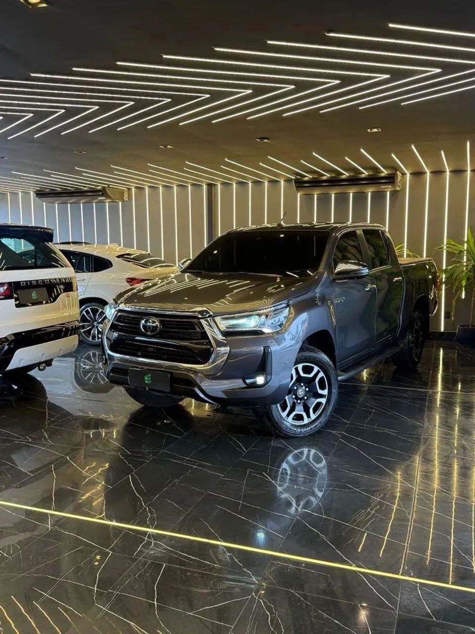 TOYOTA HILUX 2022 CD SRX 4X4 2.8 TDI 16V DIESEL AUT. - Foto 2
