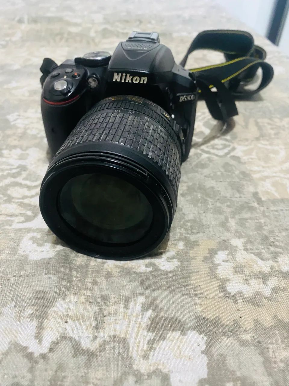 Nikon D5300 Camera + Kit