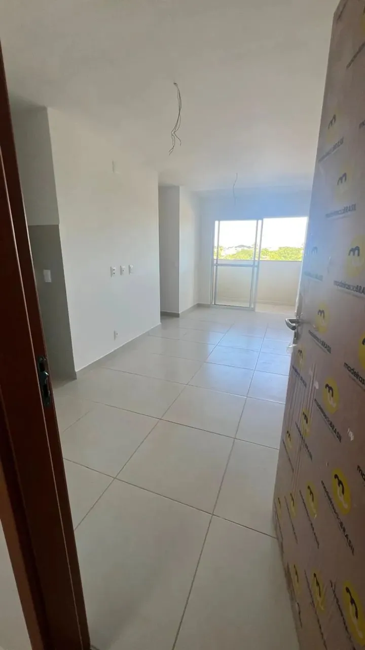 ALUGO AP NA SERRARIA - 3/4 COM UMA SUITE, VARANDA - NASCENTE - Horto Jardim serraria
