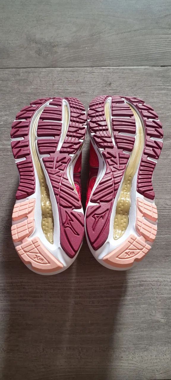 Tênis Mizuno Wave Vitality 5 Preto/Amora - Tamanho 35 + Tênis Mizuno Wave Legend 2 - Rosa - Foto 6