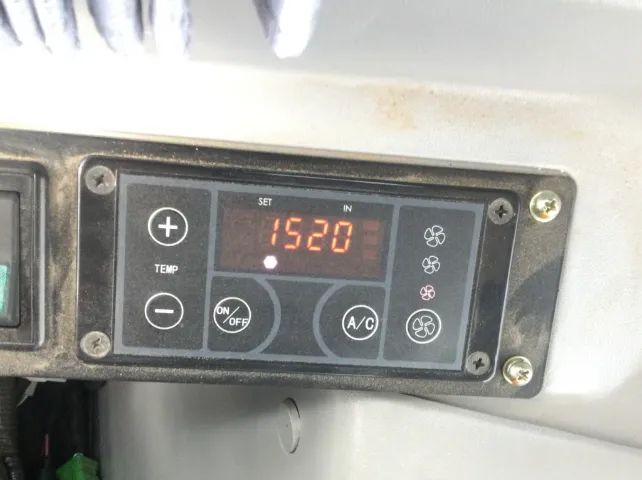 MINI ESCAVADEIRA XCMG-XE60DA - Foto 5