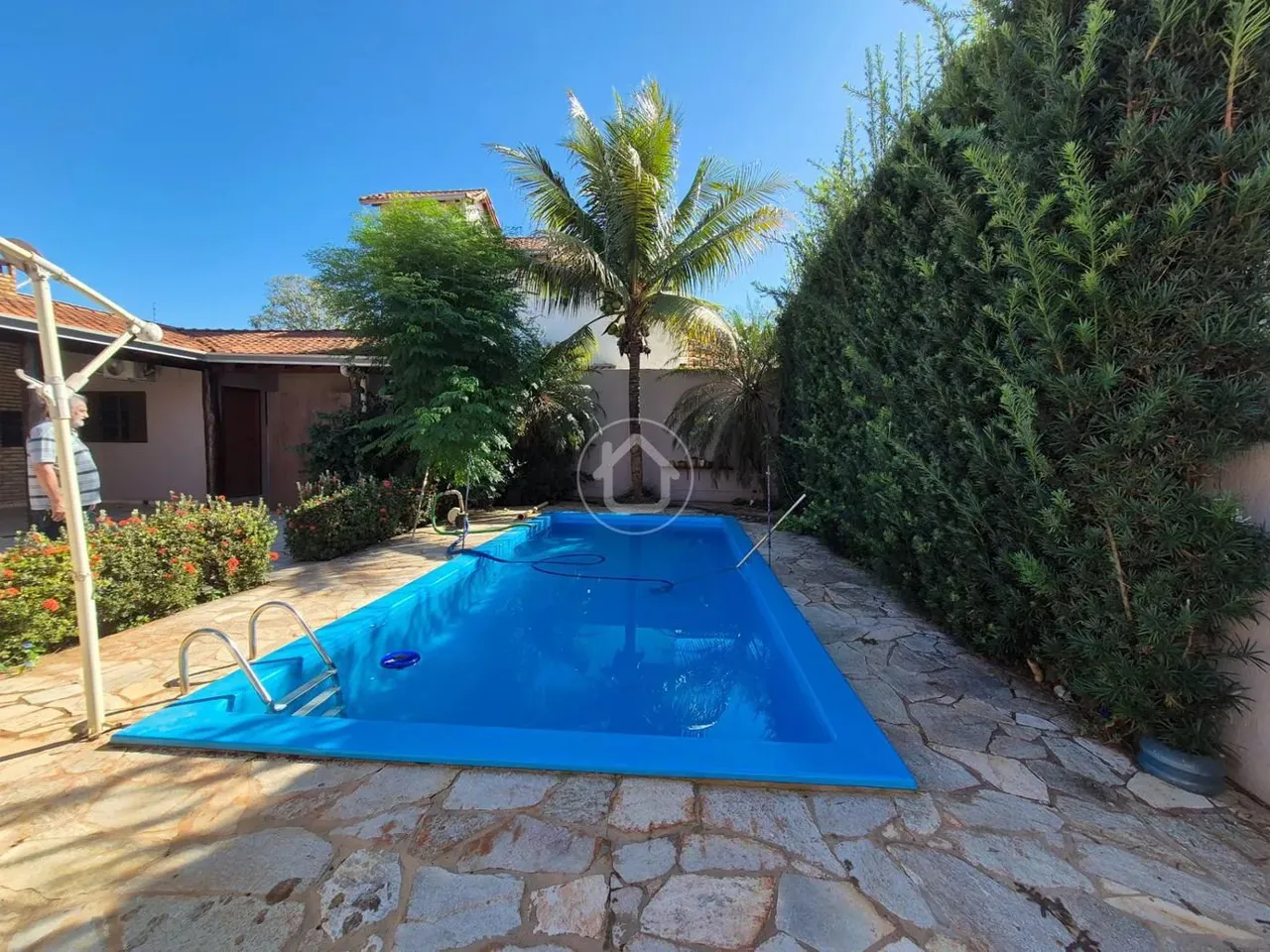CASA COM 4 DORMITORIOS E PISCINA NA VILA SOBRINHO