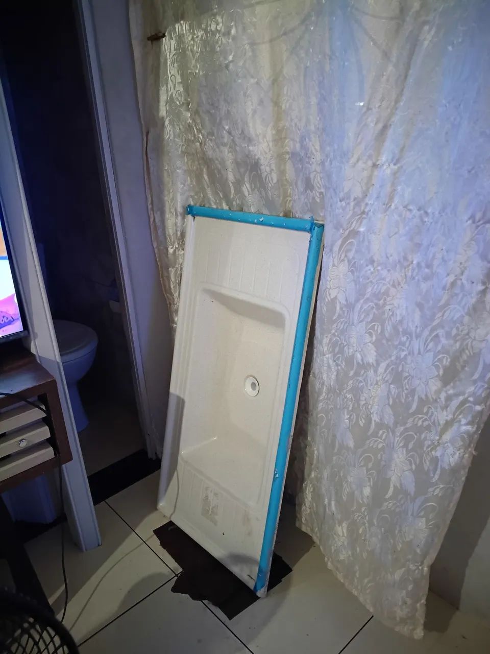 Pia de cozinha. 64850408951681121