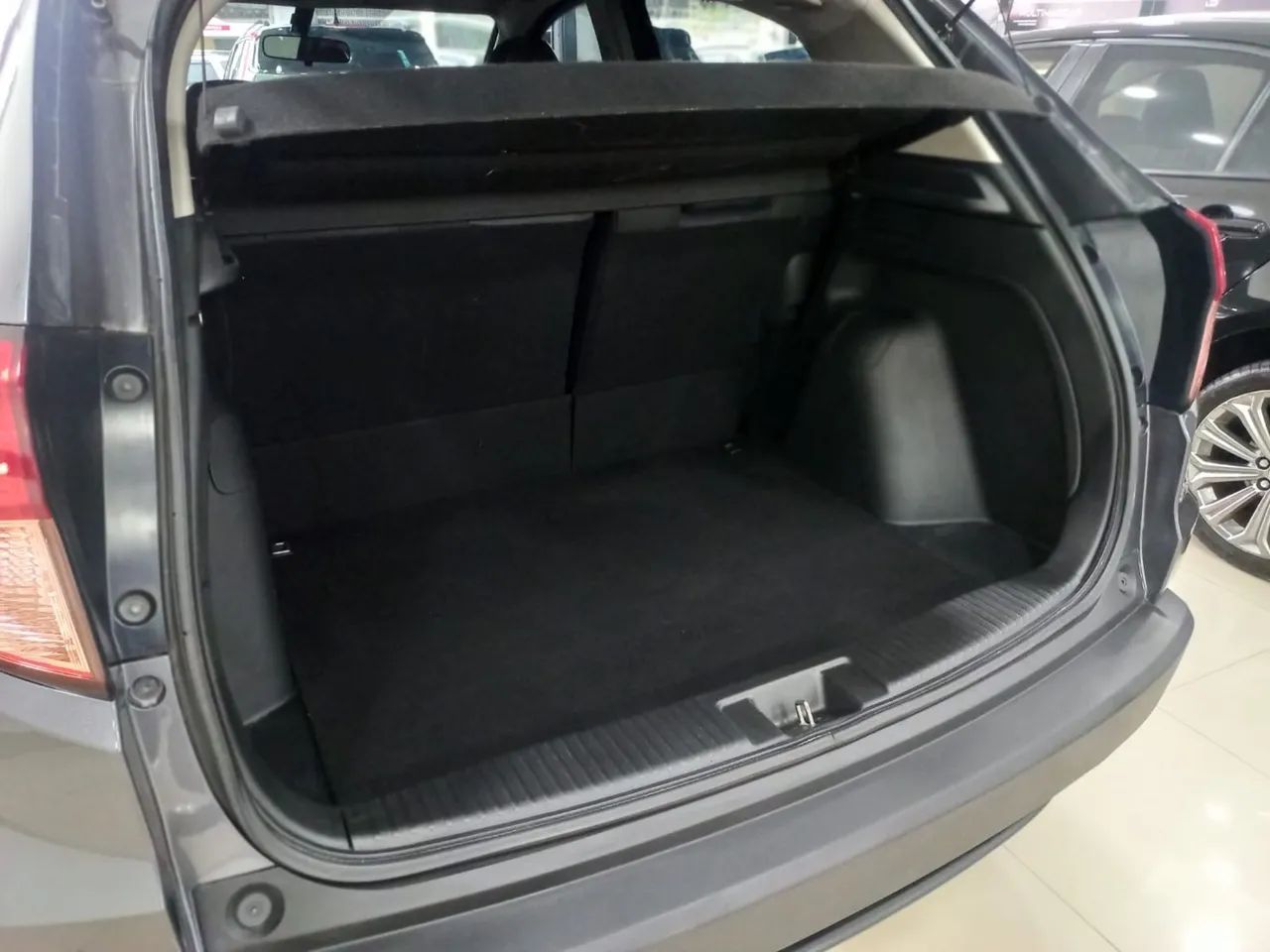 Honda HRV EXL 1.8 16V Flexone 4P BLINDADA Automático completo ( IPVA 2025 Pago )  - Foto 4