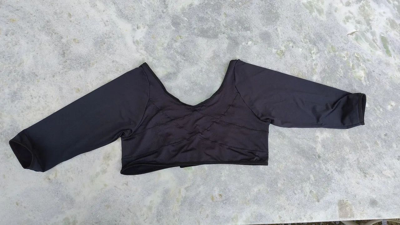 Blusa Feminina Tipo Top  - Foto 2