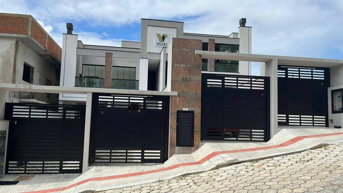 Sobrado , 03 dormitórios, bairro ressacada, itajaí-sc para | Ressacada, Itajaí, Santa Cata
