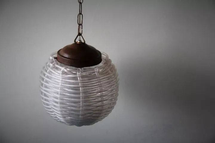 Lustre Pendente Globo Revestido Original com Espaguete Plastico - Anos 50