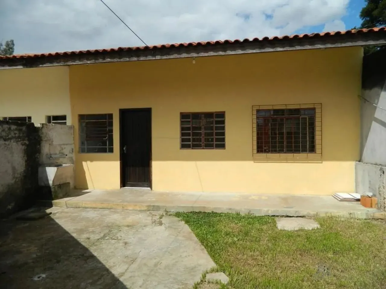 Casa Residencial com 1 quarto para alugar por R$ 1200.00, 50.00 m2 - BOQUEIRAO - CURITIBA/