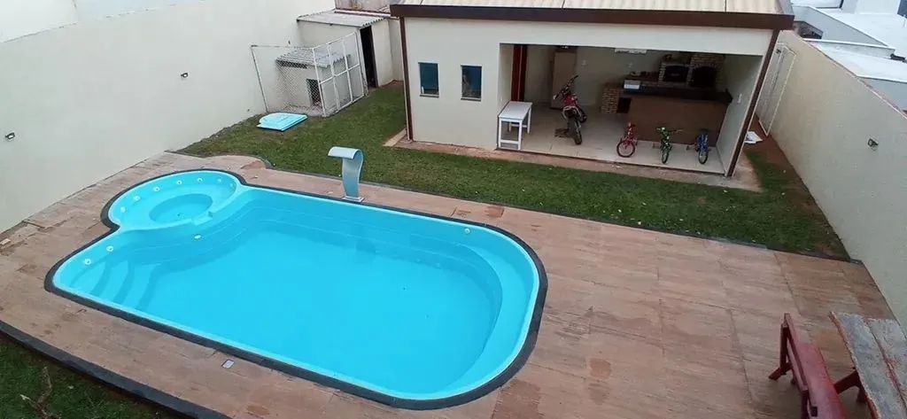 Vende casa com 5 quartos em Alto da Boa Vista - Brasília - DF
