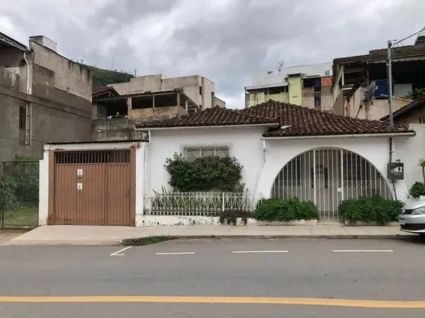 Casa com 2 Quarto(s) e 1 banheiro(s) para Alugar, 80 m² por R$ 5500 / Mês