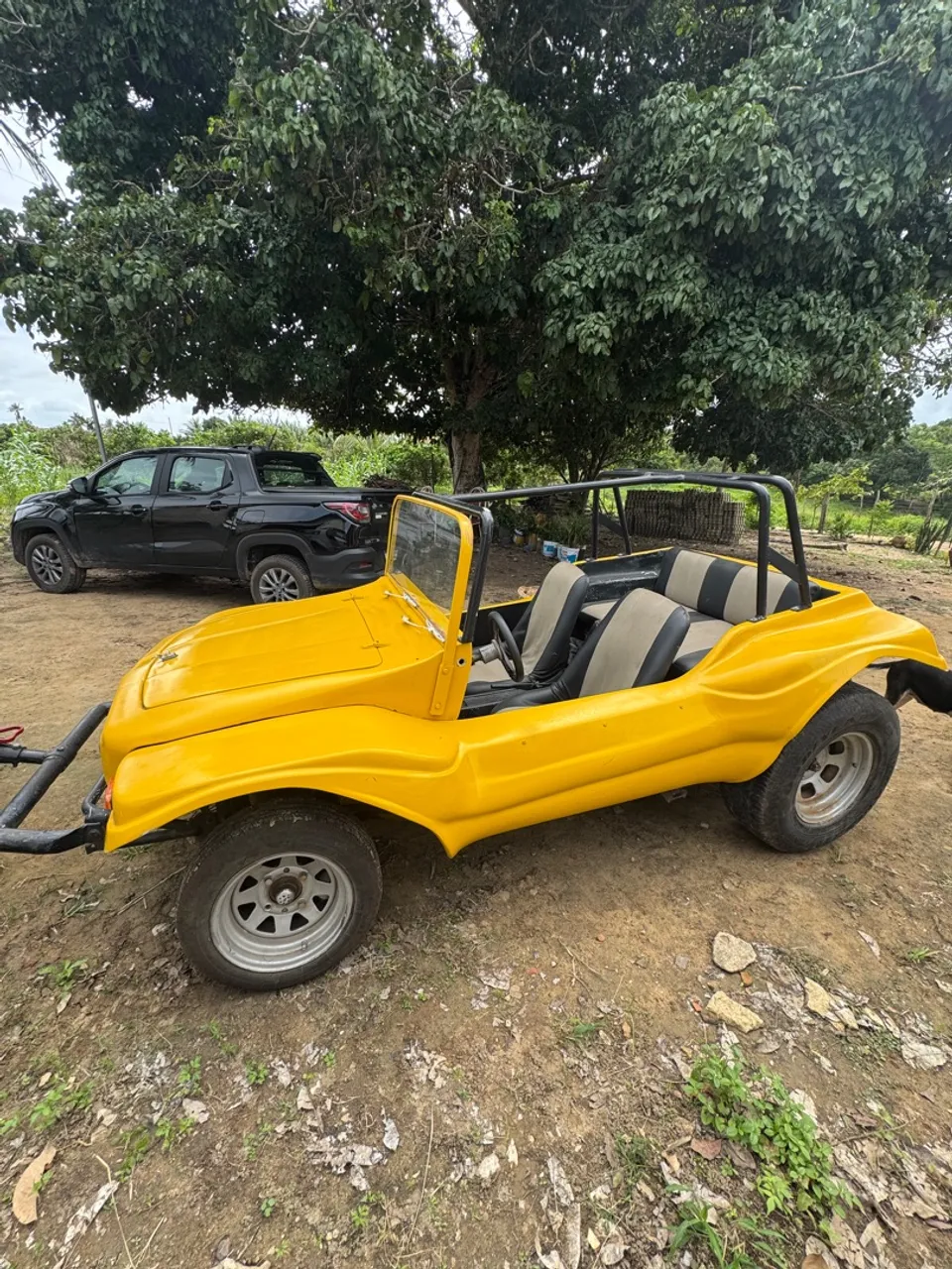 Buggy Amarelo 1978 - Clássico, Charmoso e Pronto pra Curtir!