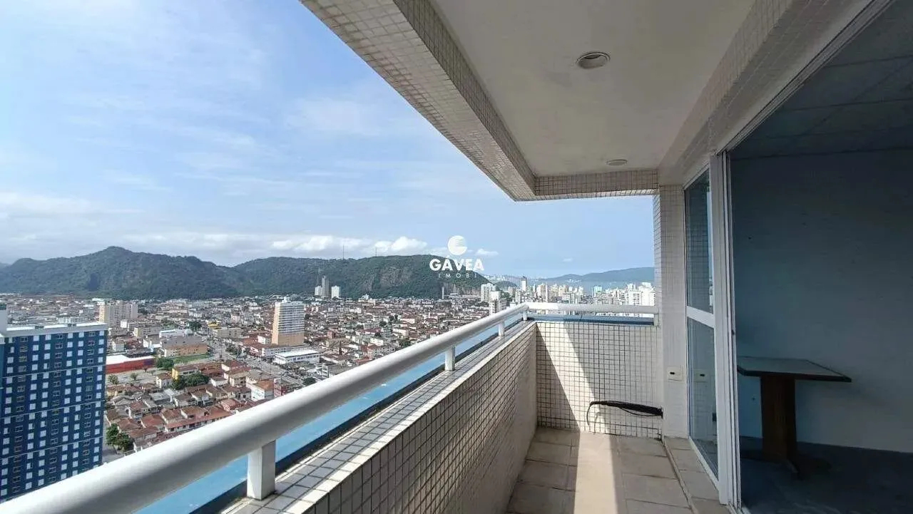 Sala comercial à venda no Centro em São Vicente.