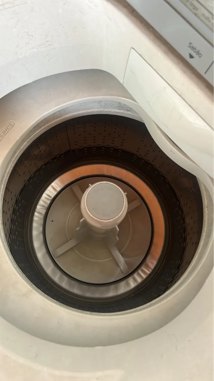 VENDO MÁQUINA DE LAVAR