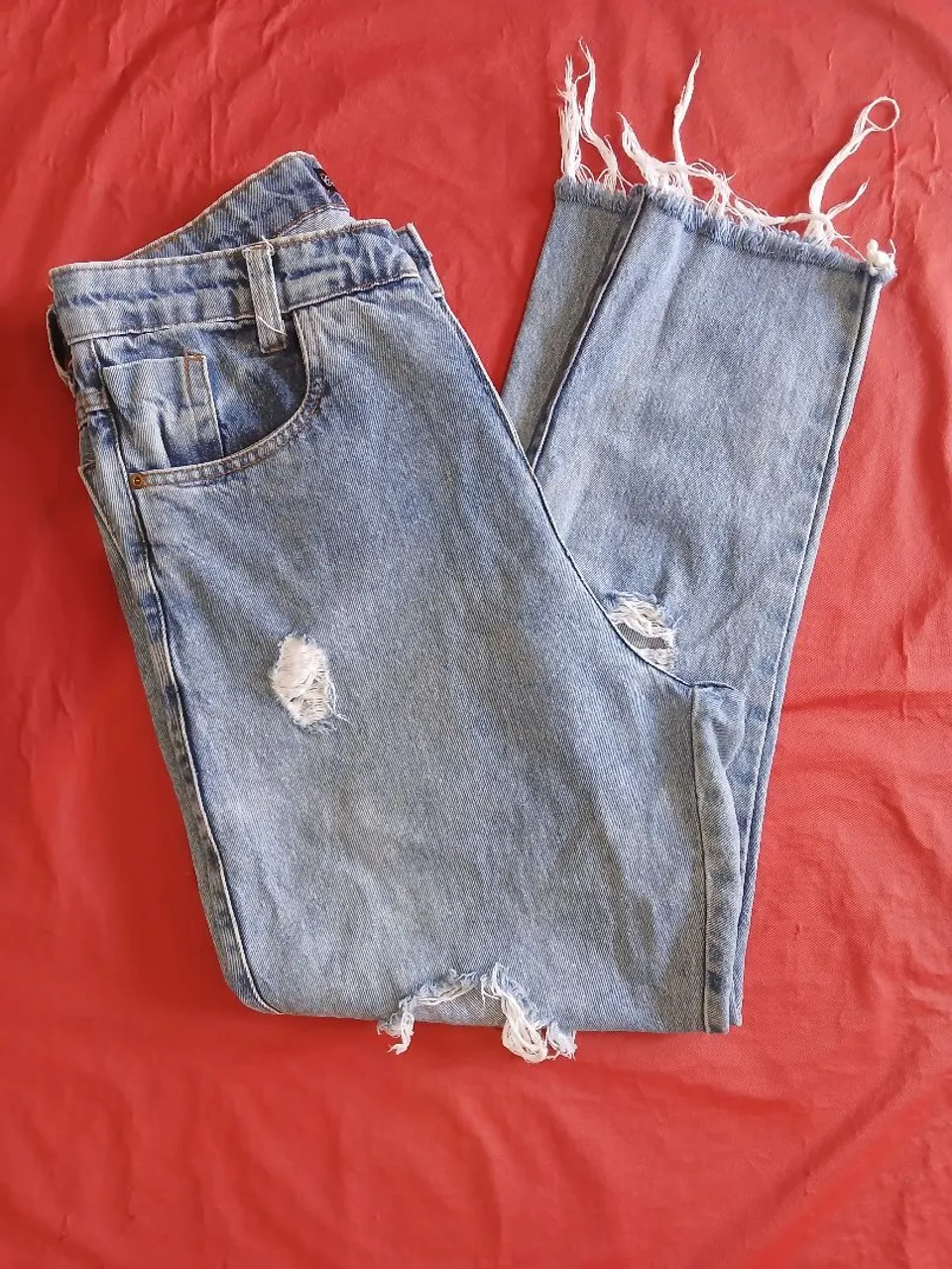 Calça Jeans Destroyed - tamanho 42