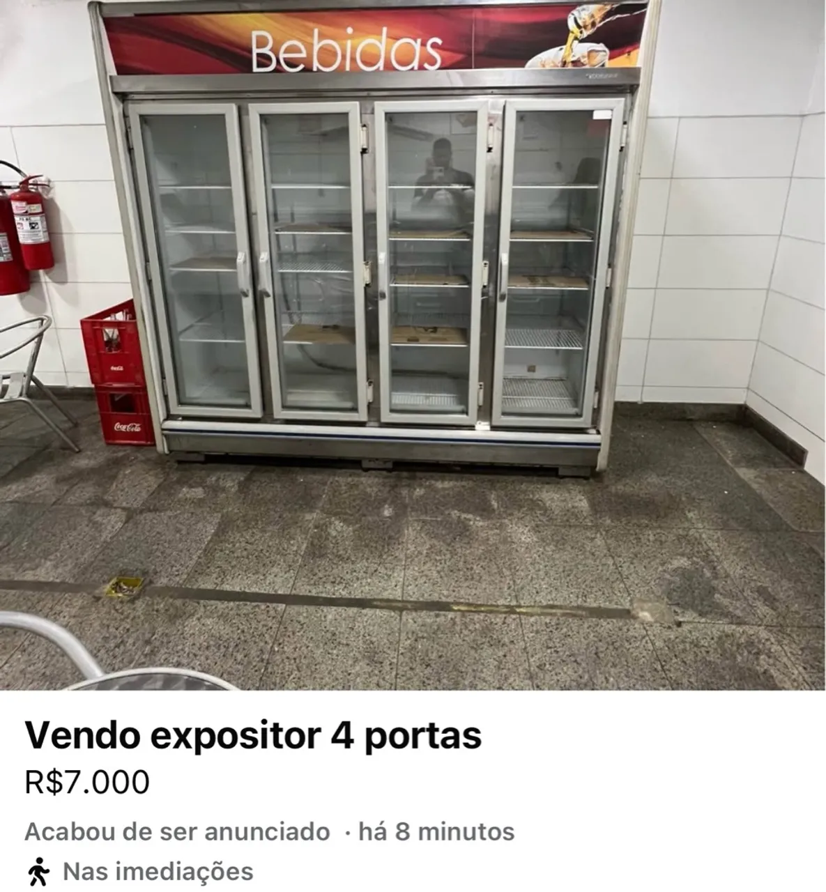 Expositor 4 Portas para Bebidas - Oportunidade!
