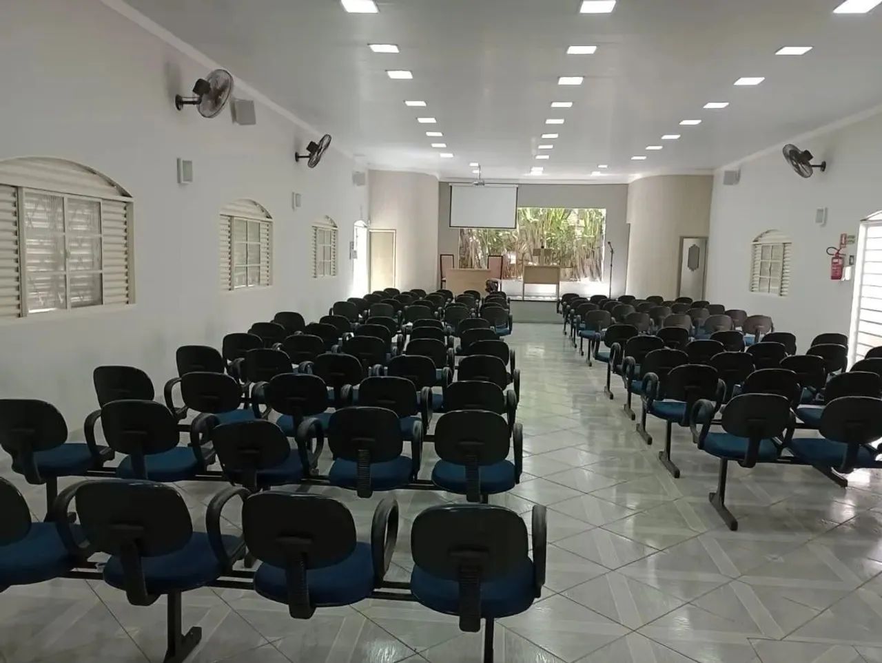 Sala Comercial para Venda em Anápolis, Eldorado, 1 dormitório, 2 banheiros - Foto 5