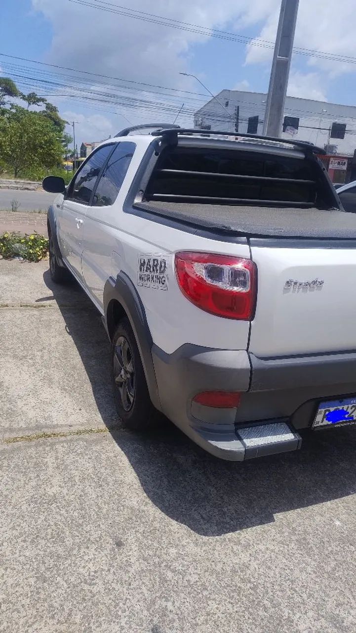 Fiat Strada Working Hard 1.4 Fire Flex 8V CD 2017 - Foto 4