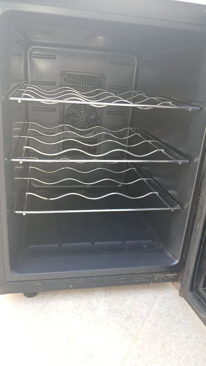 Mine Adega Vicini para vinhos