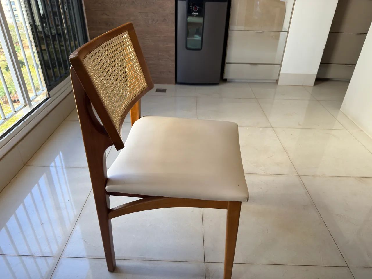 4 cadeiras de jantar  - Foto 2