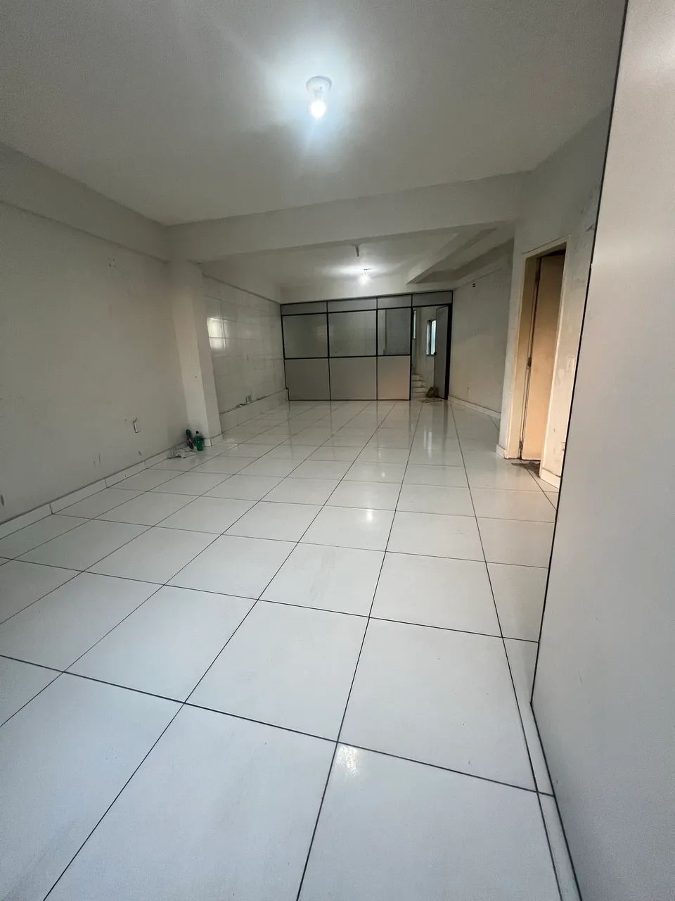 ALUGO PONTO COMERCIAL NA PRINCIPAL 