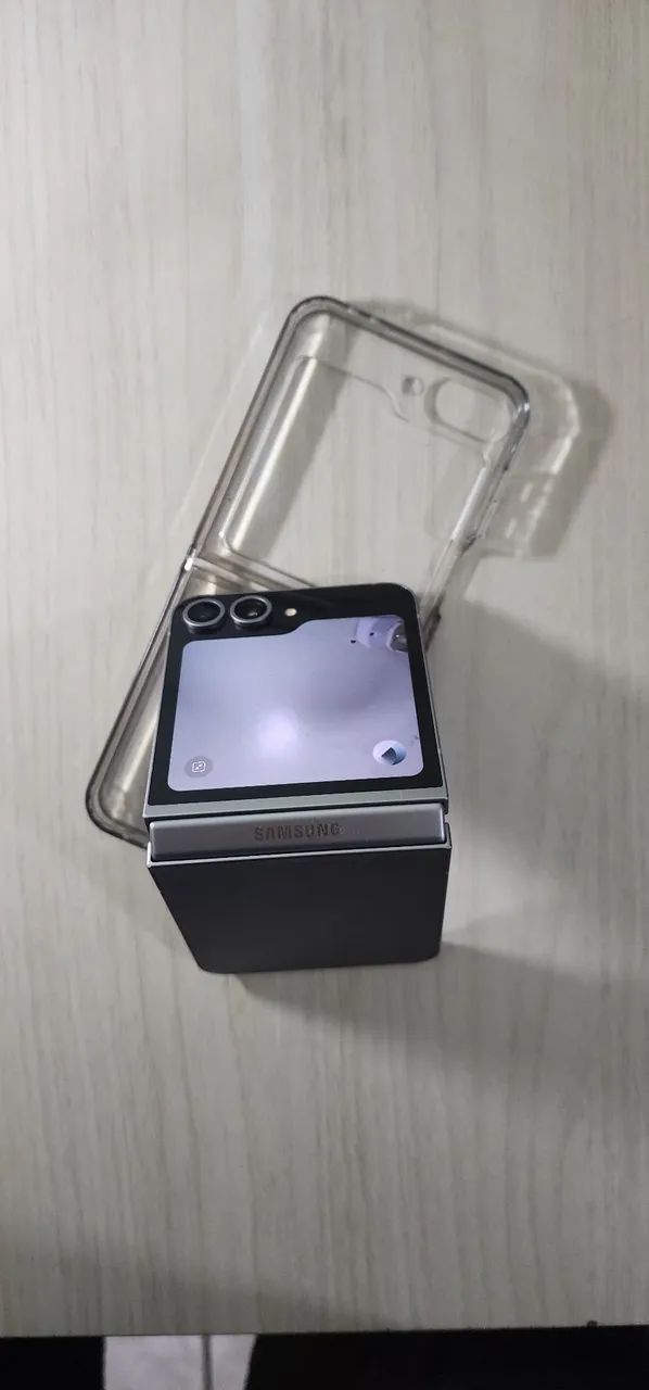 Samsung ZFlip 6  - Foto 4