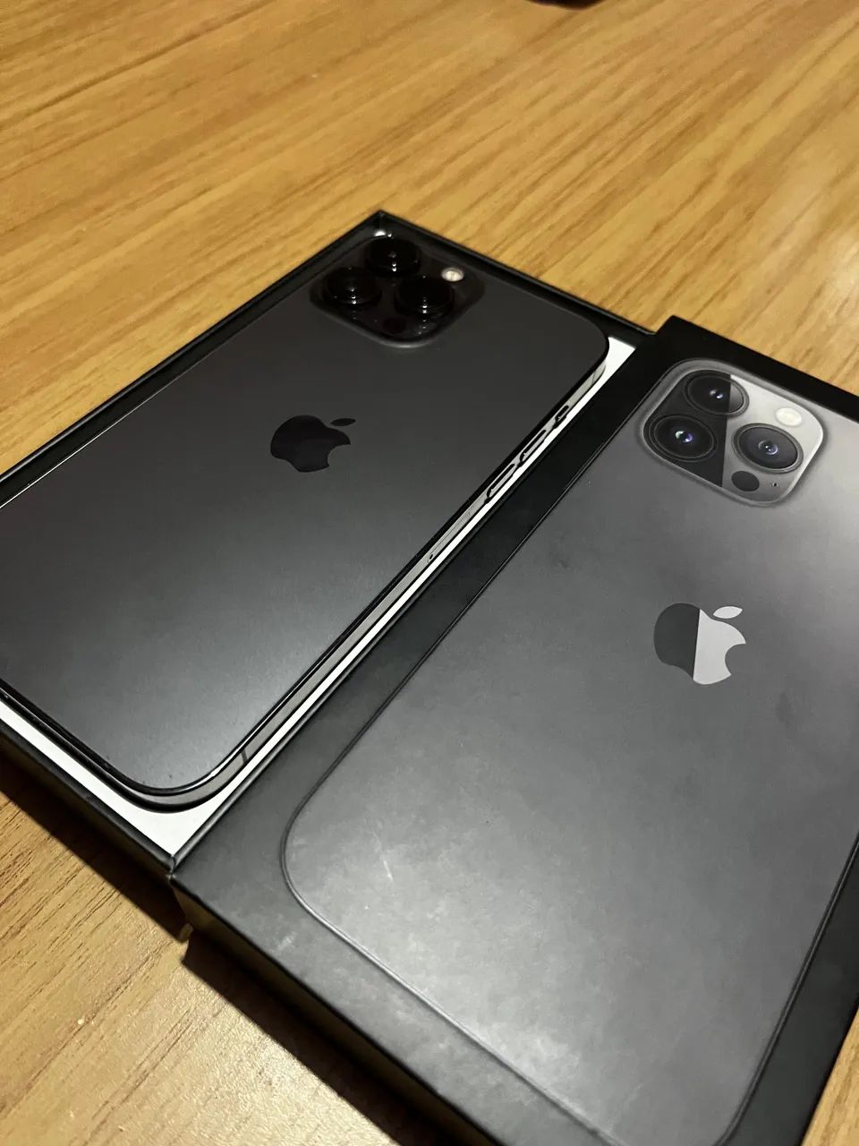 iPhone13Pro 2個セット iPhone 13 Pro Max - Celulares e Smartphones - Brazmadeira