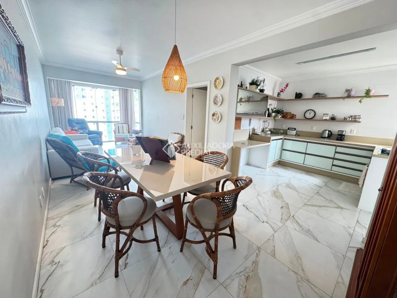 Apartamento de 3 dorm(suite) na rua Crispim Mira - Foto 3