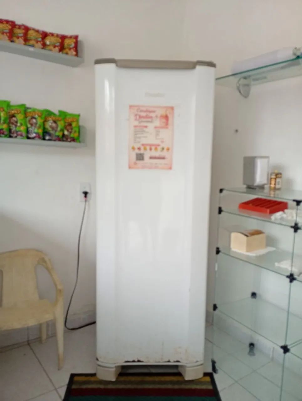 Geladeira Esmaltec 