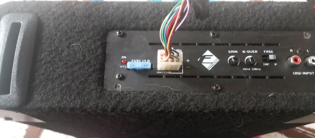Caixa amplificada grave de 8 polegadas  - Foto 2
