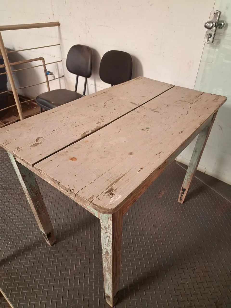 Mesa de madeira maciça  - Foto 2