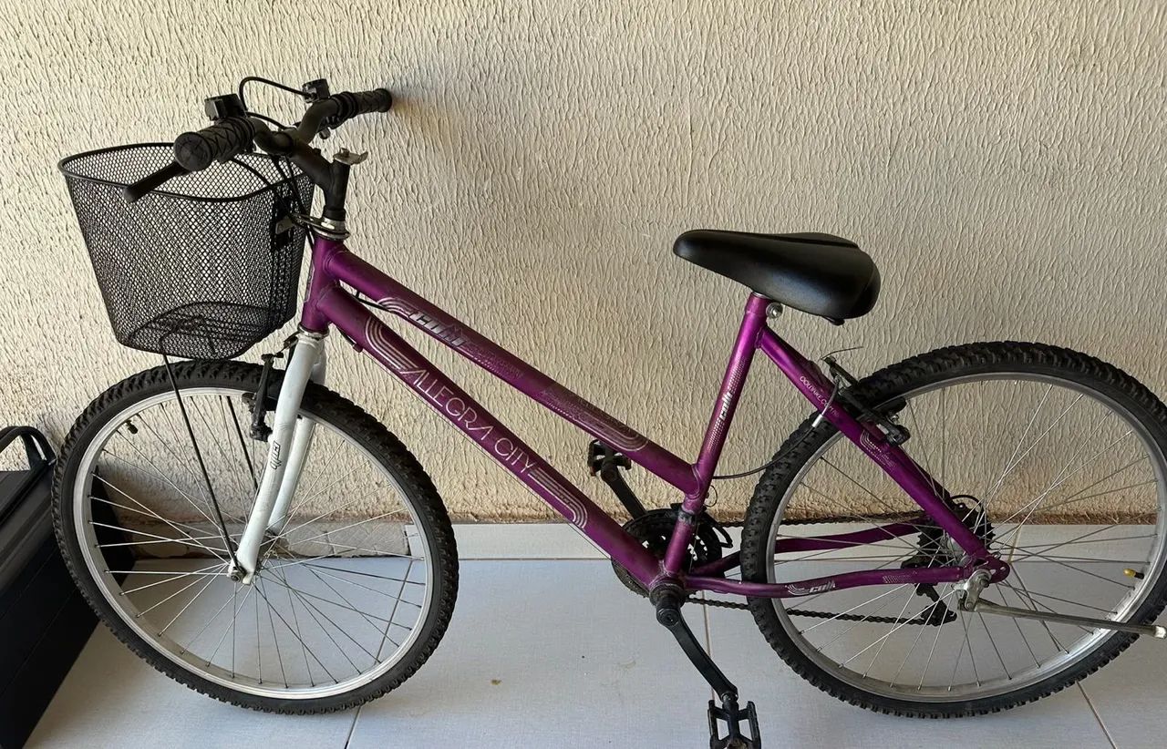 Bicicleta aro 26 com marcha 