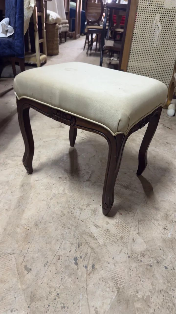 Banqueta estofada
