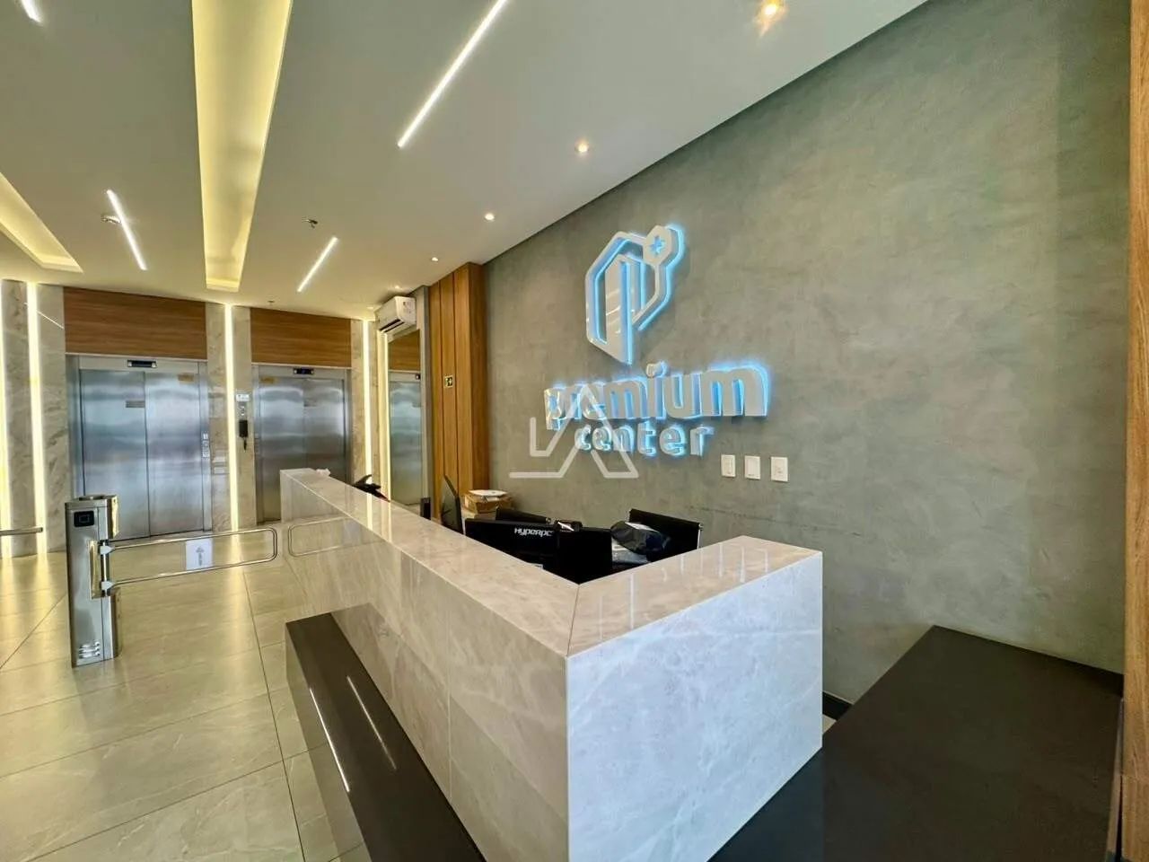SALA COMERCIAL A VENDA EDIFICIO PREMIUM CENTER, VAGA DE GARAGEM, PASSO FUNDO RS