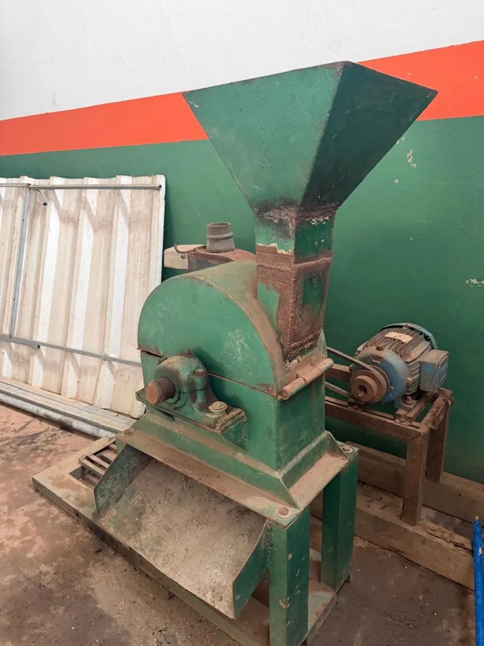 Vendo máquina de quebrar coco babaçu  - Foto 3