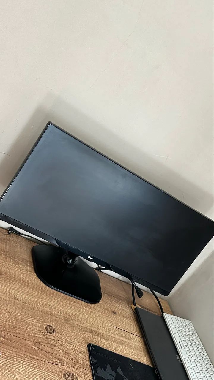 Monitor Gamer LG Ultrawide 27P - Foto 2