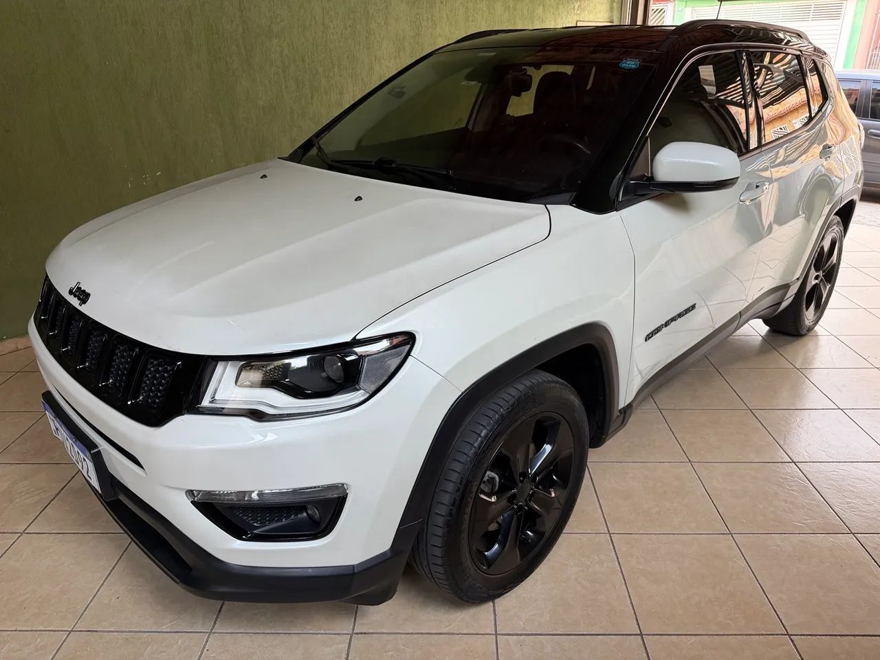 Jeep Compass Night Eagle 2.0 4X2 Flex 16V AUT 2018 - Foto 3