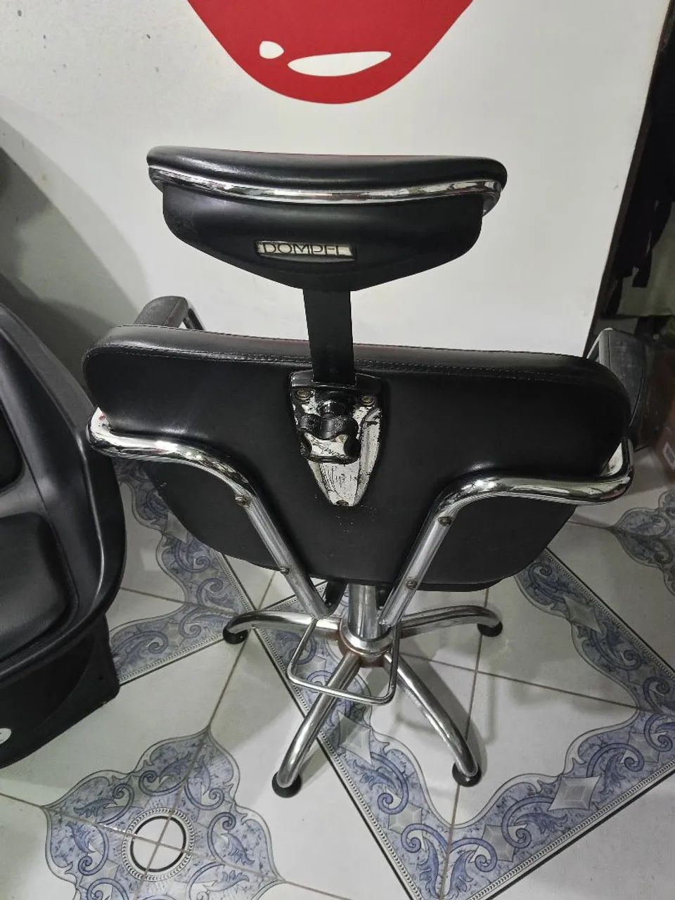 Cadeira hidráulica para cabeleireiro  - Foto 2