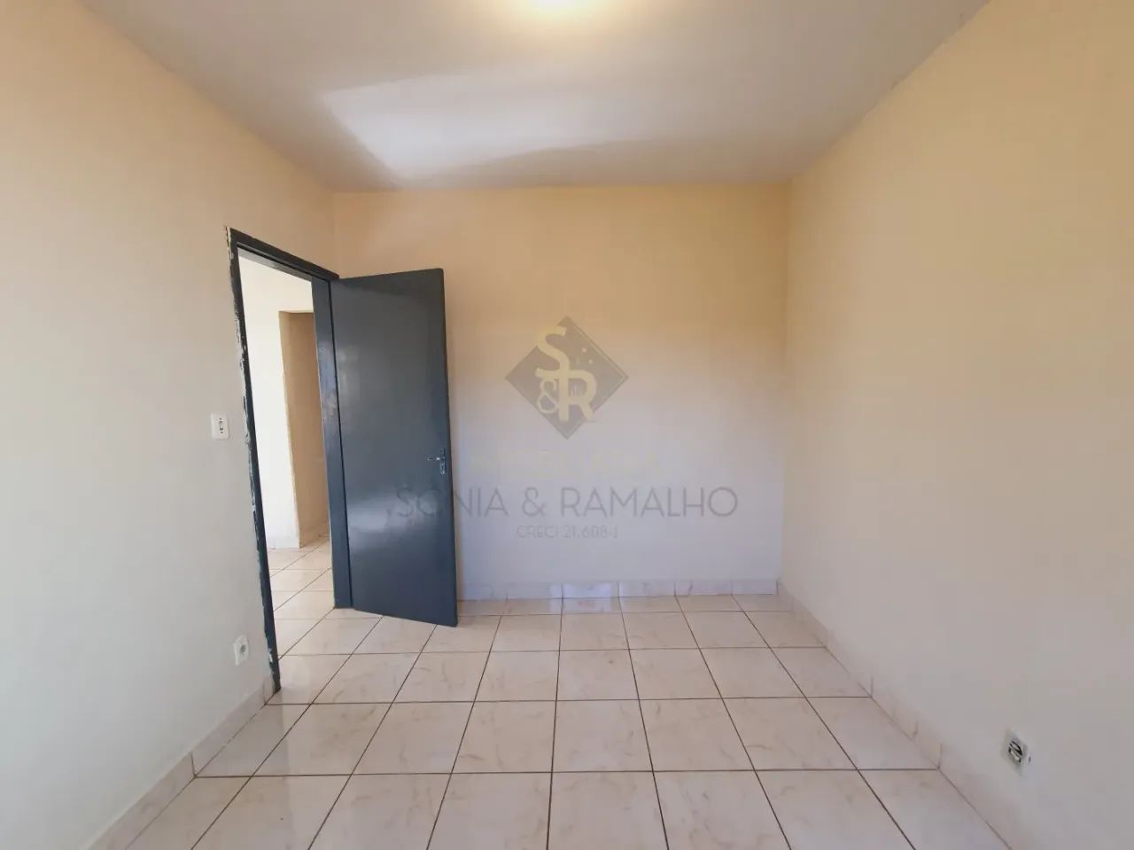 Casa Térrea para Locação no bairro Vila Tibério, em Ribeirão Preto - Foto 6