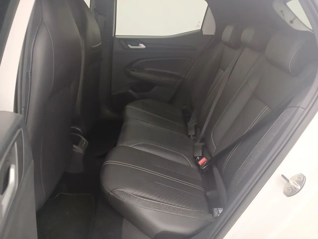 Volkswagen Tera High 1.0 170 TSI Flex 12V 5p Aut, foto 17 de 18