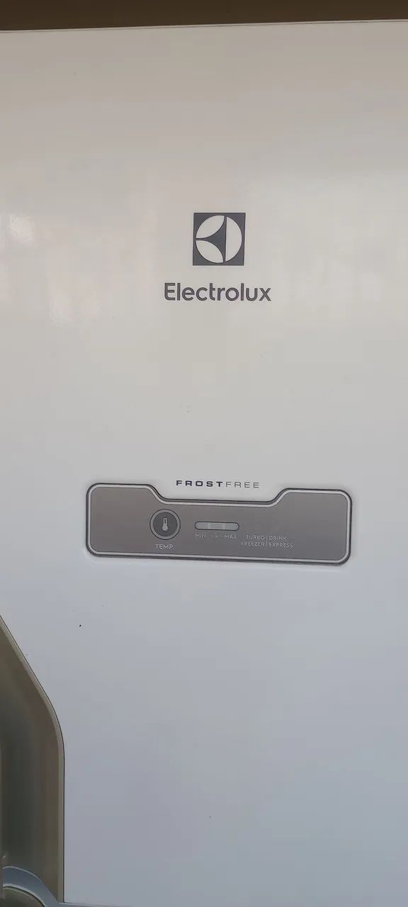 Geladeira Electrolux dfn41 dou garantia de 90 dias no documento total. - Foto 3