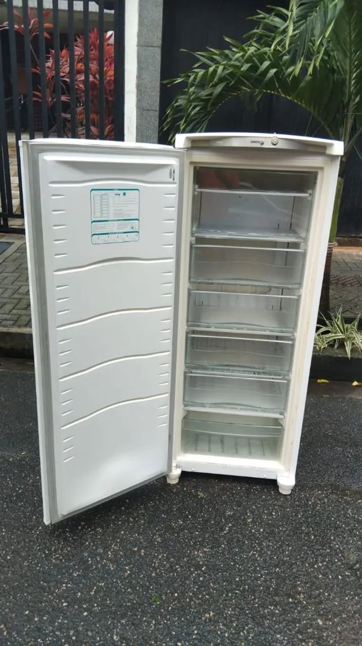 Freezer Vertical Consul Semi Nova  - Foto 2