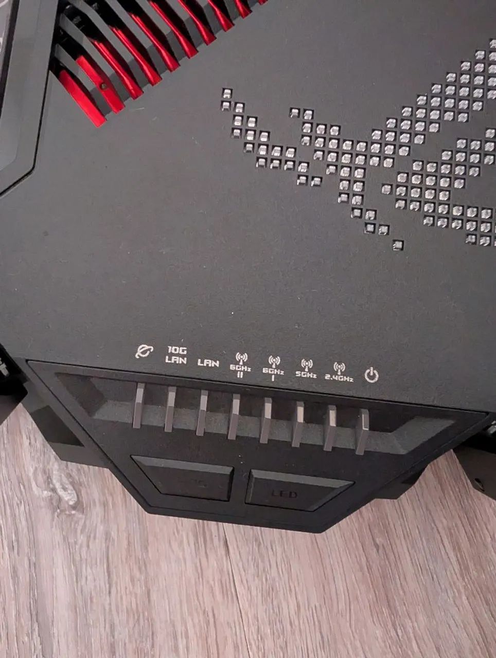 ASUS ROG Rapture GT-BE98 Pro Wi-Fi 7 BE30000 - 10Gbps - Foto 4
