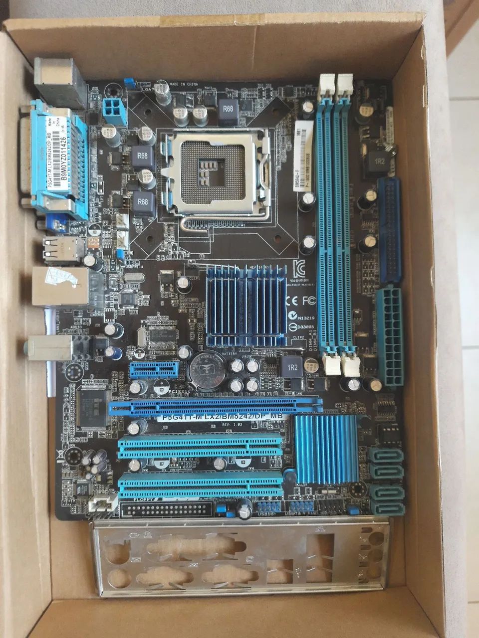Pc velho para aproveitamento de peças - Foto 3