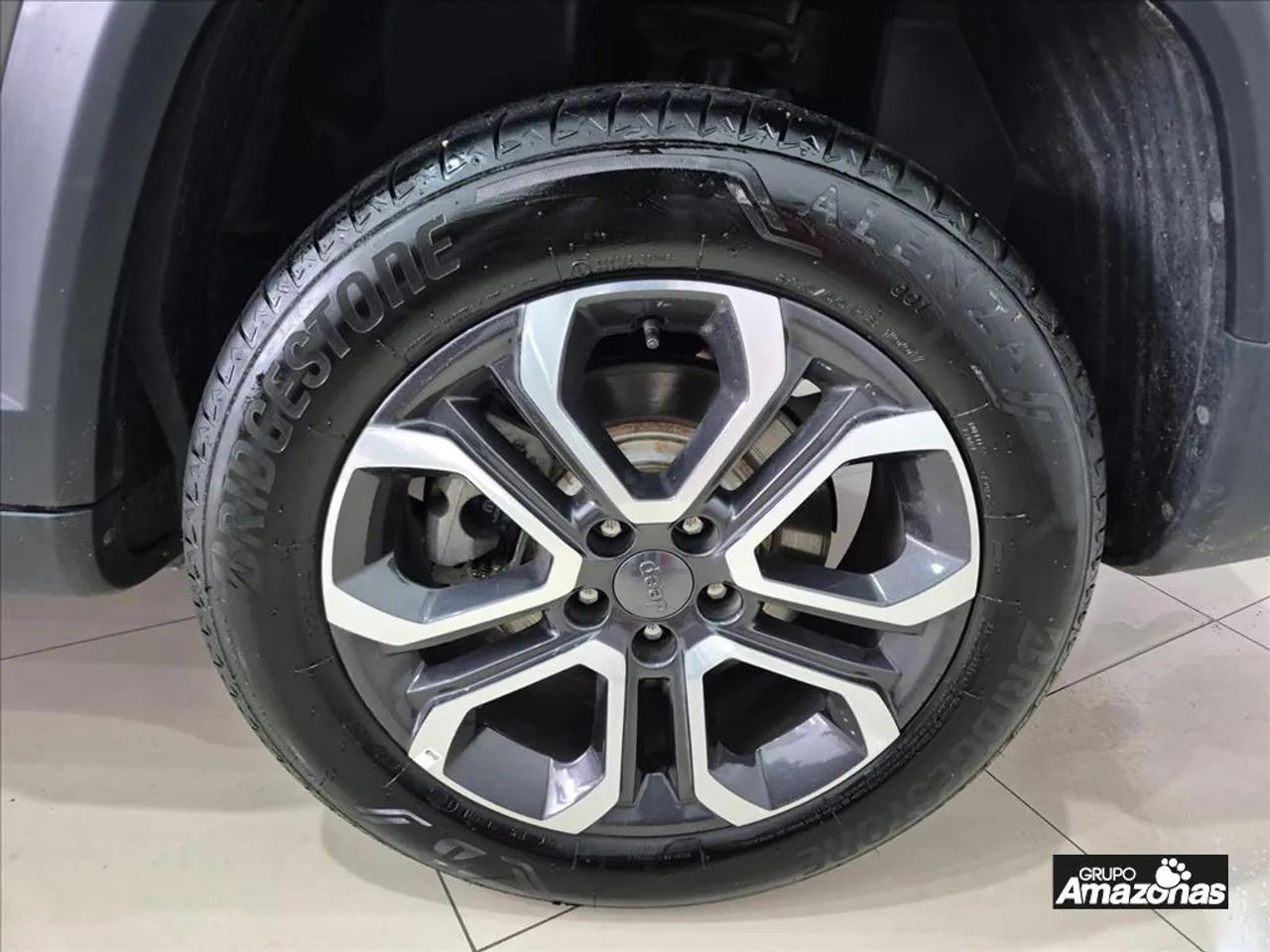 Jeep Commander Limited T270 1.3 TB Flex Aut., foto 20 de 20