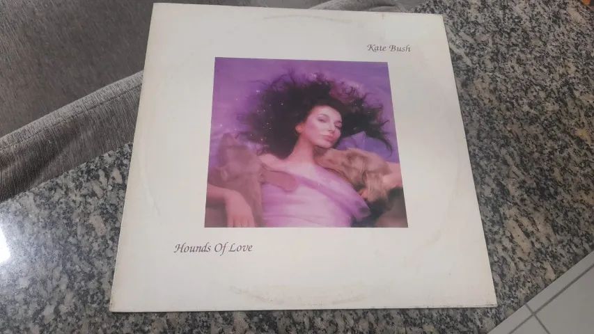 LP Kate Bush - Hound of Love - edição nacional 1985 - com encarte
