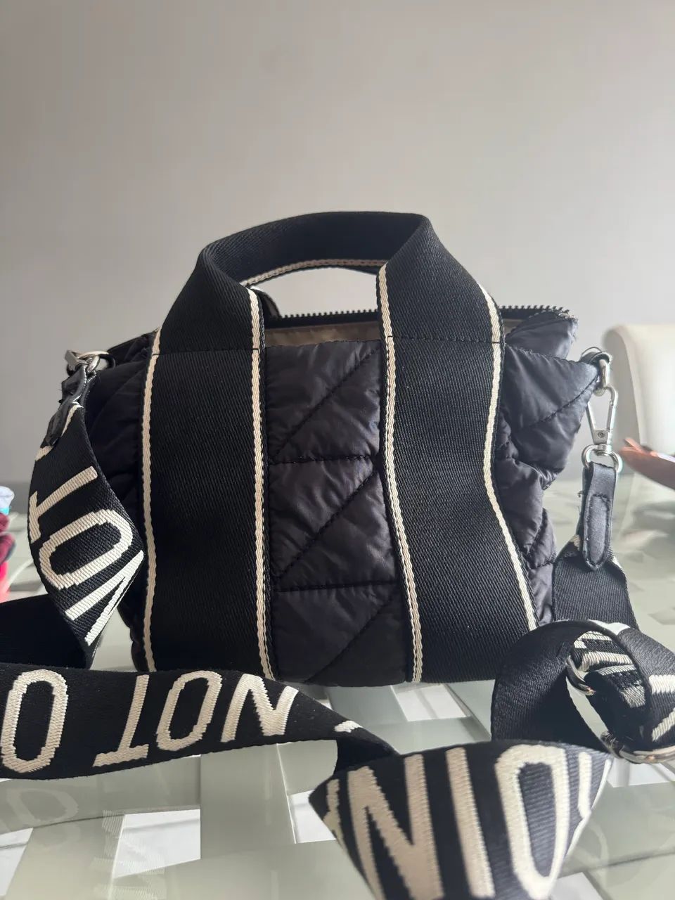 Bolsa Zara (18 X 12 X 16 A)