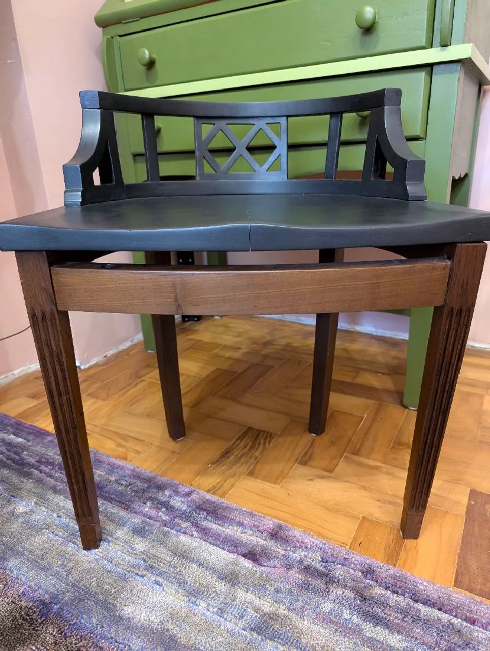 Cadeira Vintage em madeira maciça restaurada - Foto 4