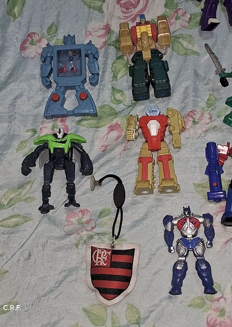 Transformes Antigos e Robôs  - Foto 2