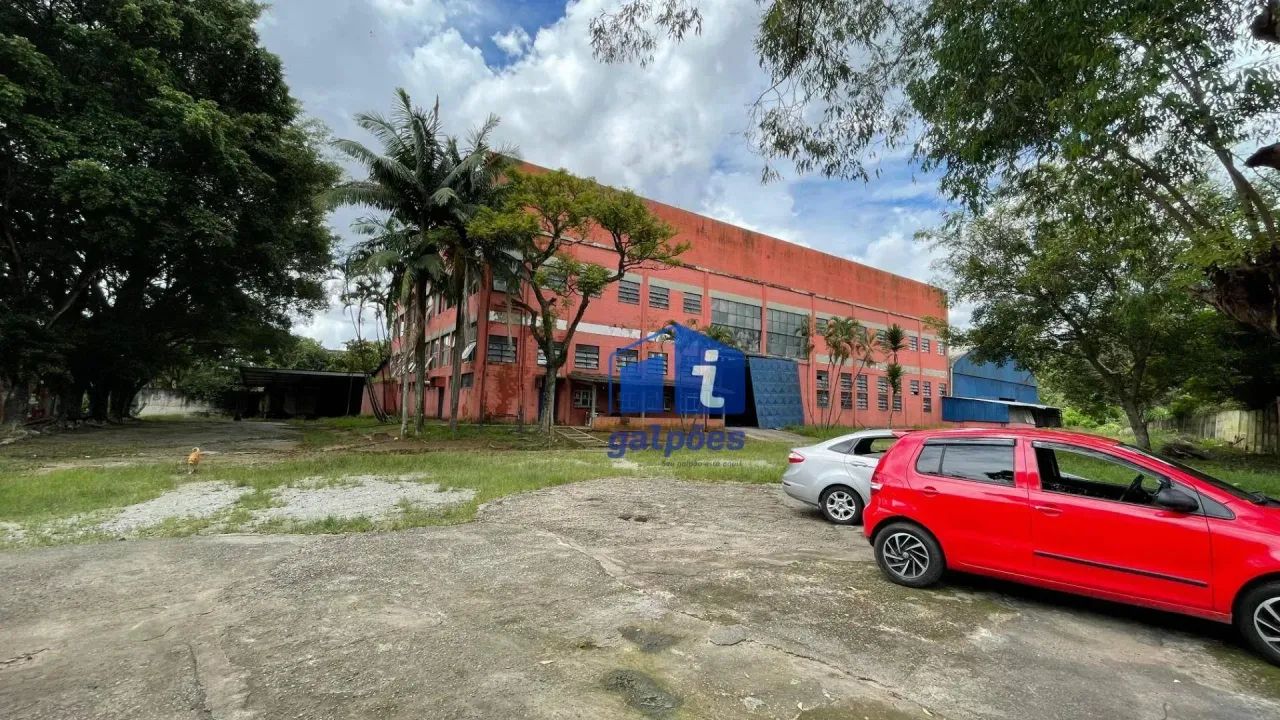 Galpão com 14.400 m² no bairro Colônia - São Paulo/SP